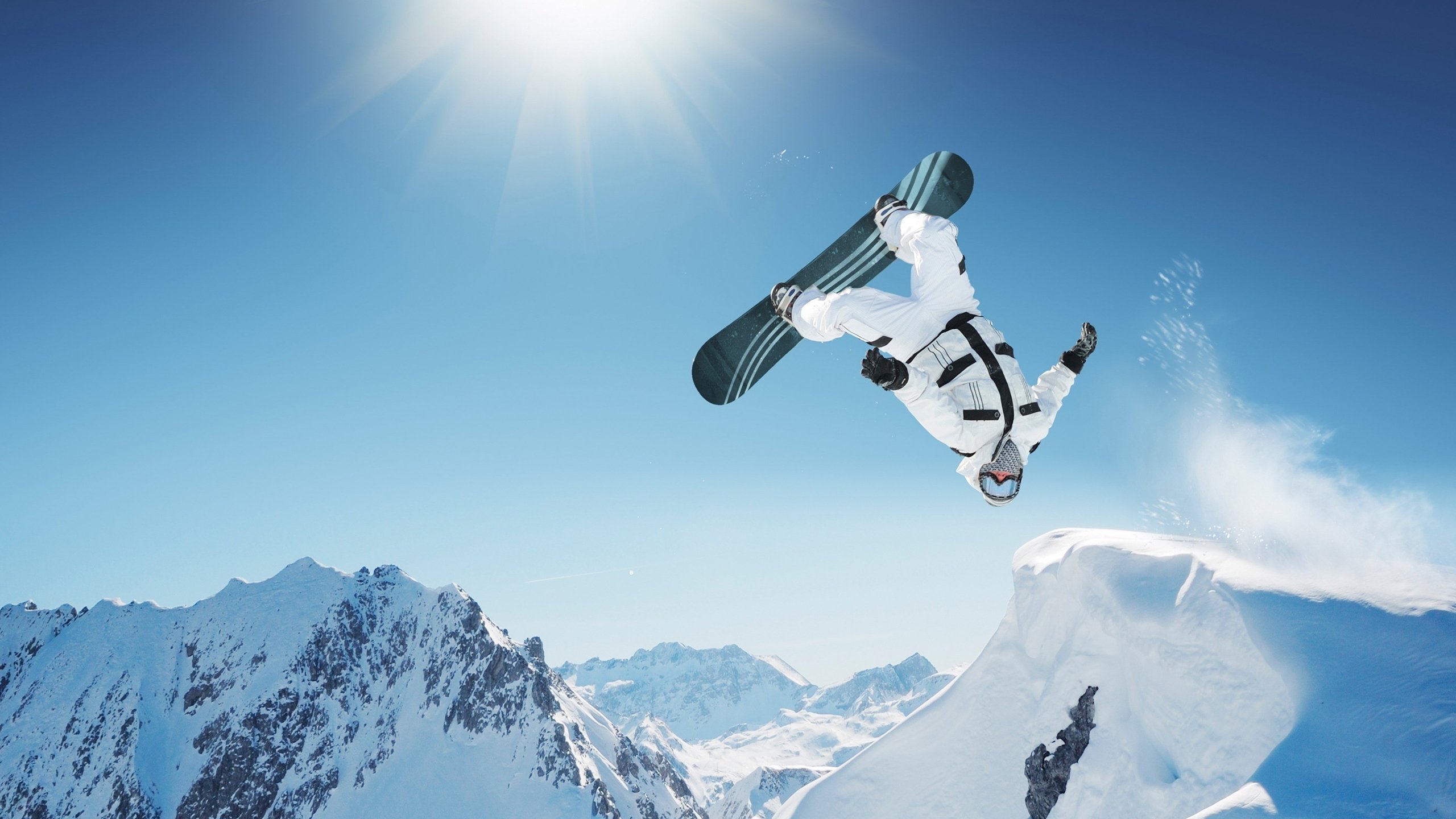 开云-巨轮沉没！波尔图5分钟闪电两击，C罗领衔防线成笑话，C罗防线崩塌！波尔图5分钟两球击沉巨轮